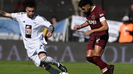 Diario La Unión | El Granate jugó condicionado por una expulsión a los 21 minutos.