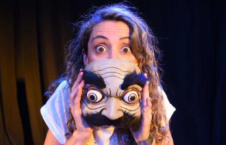 Pese a las restricciones, los actores no bajan los brazos.