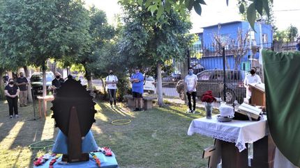 Misas al aire libre y con capacidad reducida.