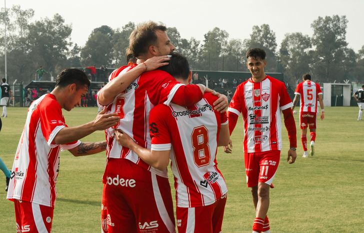 Talleres de Escalada quiere ser puntero de la Primera B.