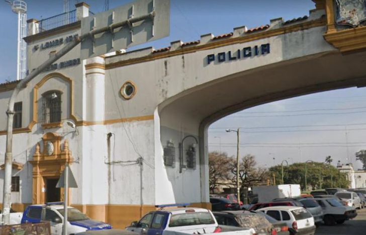 La detención fue realizada por efectivos de la Comisaría 10ª de Budge.