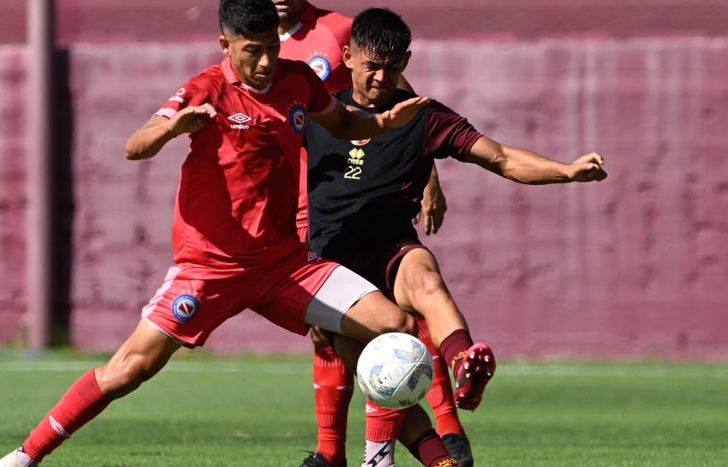 Lanús perdió con Argentinos en la Fortaleza.