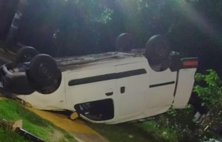 Así quedó una de las camionetas tras el choque.