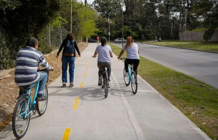 Vecinos ya disfrutan del tramo construido sobre Boulevard Santa Catalina.