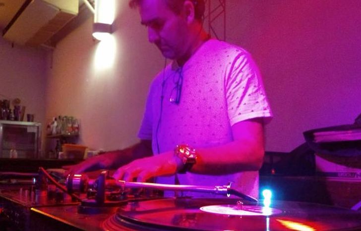 Esta nueva fiesta revivirá los grandes clásicos de los 90.