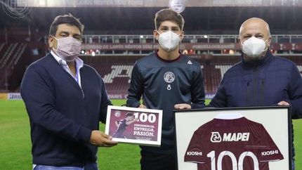 Tomás Belmonte cumplió 100 partidos con la camiseta de Lanús. Tomás Belmonte cumplió 100 partidos con la camiseta de Lanús.