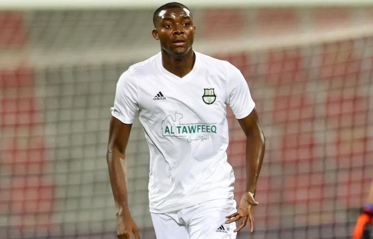 El colombiano puso la firma en Banfield.