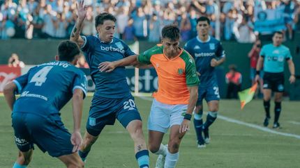 Banfield recibió público visitante ante Racing y ganó dinero. Banfield recibió público visitante ante Racing y ganó dinero.