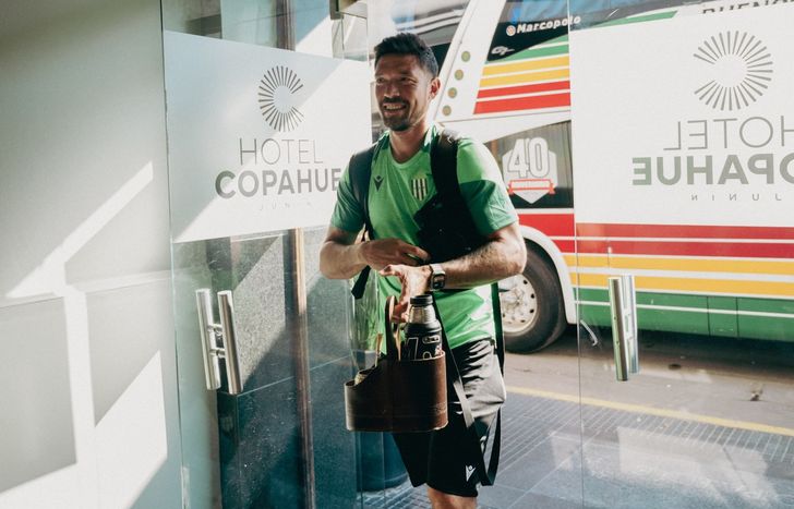 Sergio Vittor sufrió un desgarro.