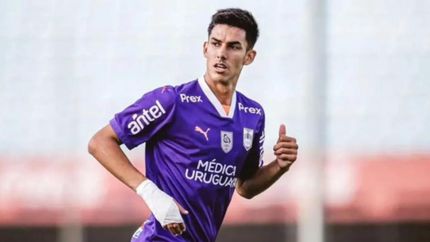 Lanús se metió a disputarle a Banfield la contratación de Renzo Giampaoli. Lanús se metió a disputarle a Banfield la contratación de Renzo Giampaoli.