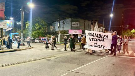 La Asamblea Vecinal de Temperley hará su primer festival solidario en la Plaza Espora. La Asamblea Vecinal de Temperley hará su primer festival solidario en la Plaza Espora.