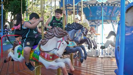 En vacaciones, la diversión está asegurada en Lomas.