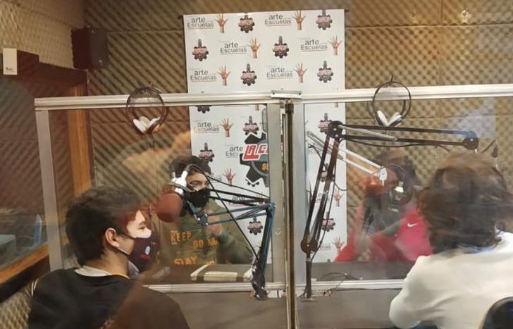 Con protocolos: así será la vuelta de la radio en el Industrial.