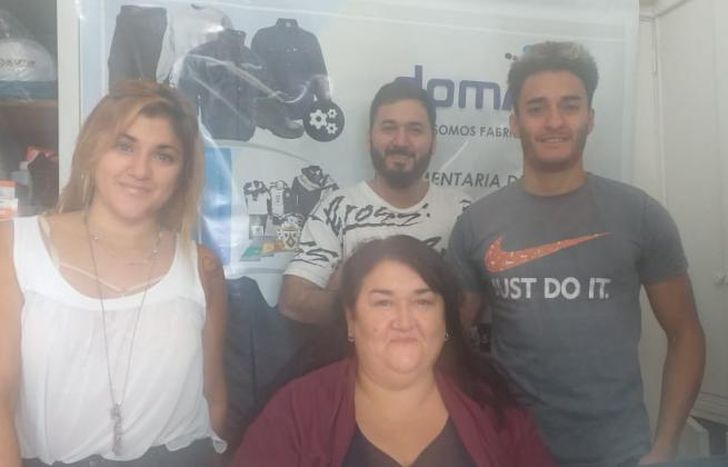 Beatriz y sus hijos apuestan al trabajo para progresar.