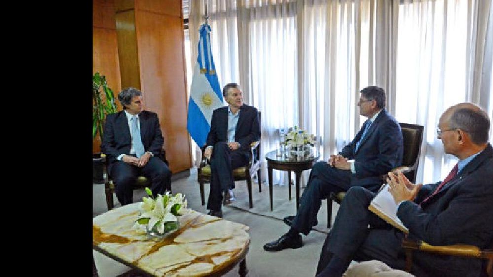 macri-reunion-law
