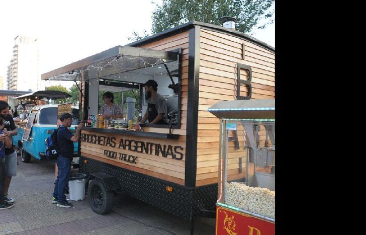 Los vecinos se podrán deleitar con comidas y bebidas para todos los gustos.