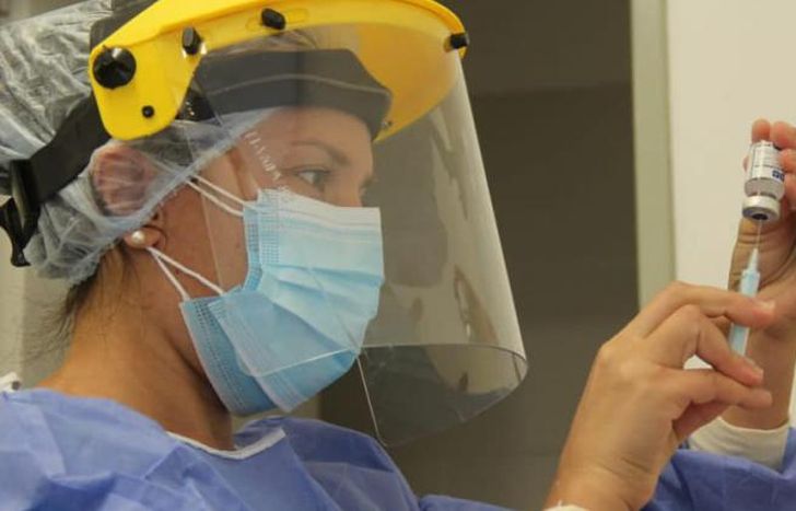 Hoy ya se comenzaron a aplicar dosis en el Hospital de Llavallol.