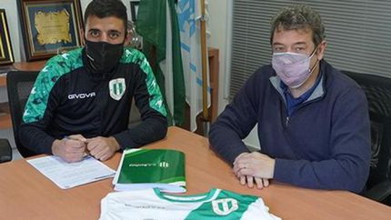 Miceli llegó a Banfield con el pase en su poder.