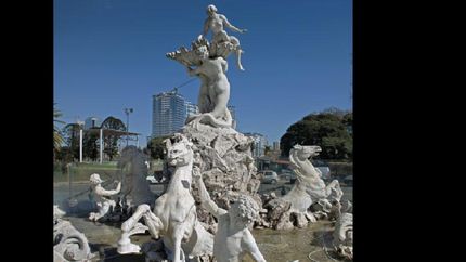 hace 115 anos, se instalaba con polemica en buenos aires la fuente de las nereidas