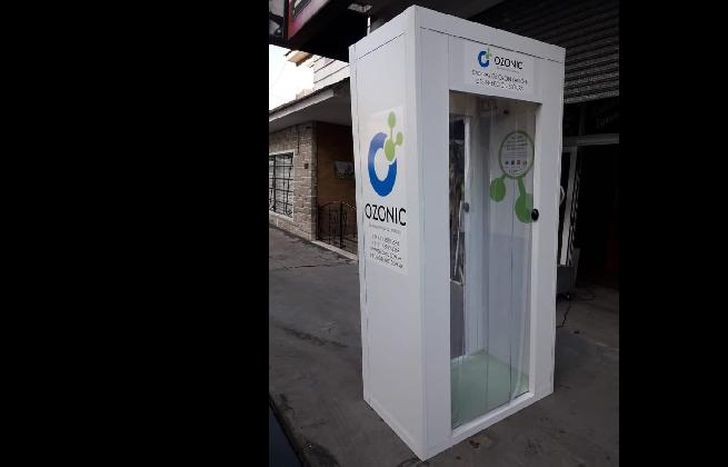 Tras treinta segundos, se puede salir del lugar totalmente desinfectado.