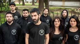 La banda completa.