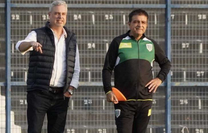 Vivas ya trabajan en los refuerzos.