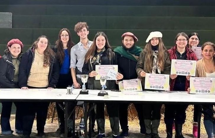 Los alumnos de la Universidad de Lomas fueron reconocidos y premiados en La Rural.