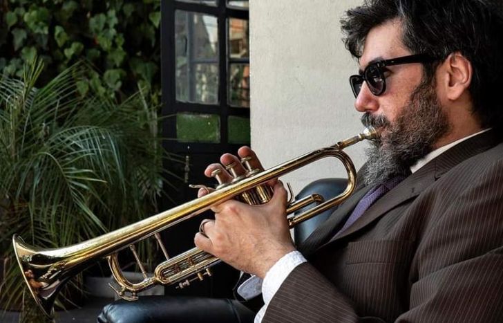 Juan Mazzetti, trompetista del grupo.