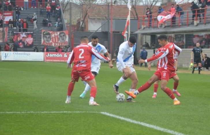 Los goles llegaron en el final.