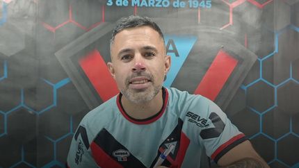 Lucas Baldunciel firmó en Brown de Adrogué.