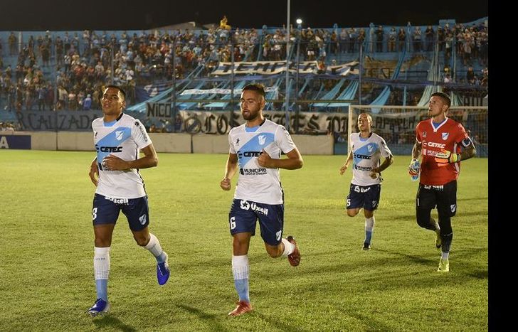 todos juegan por algo y tienen más presión, afirmó
