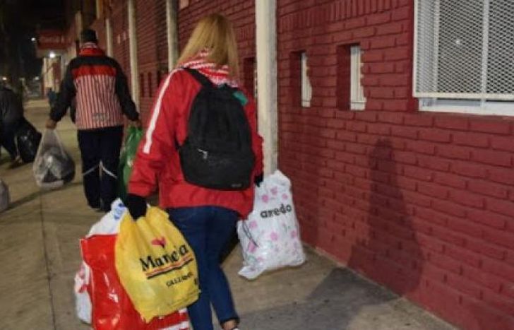 Decenas de Milrayitas se comprometen con la ayuda solidaria.