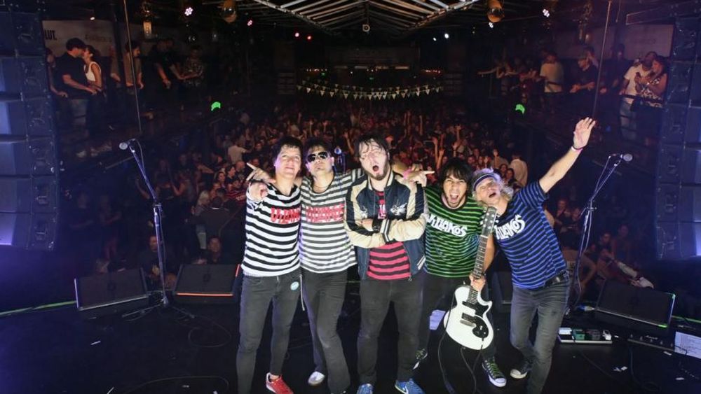 Petecos reabrió sus puertas: así fue la noche del regreso