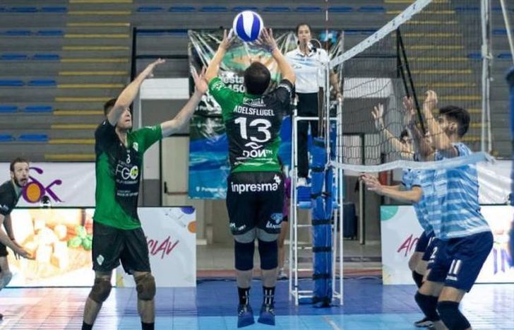 El partido se jugó a puertas cerradas en Lomas de Zamora.