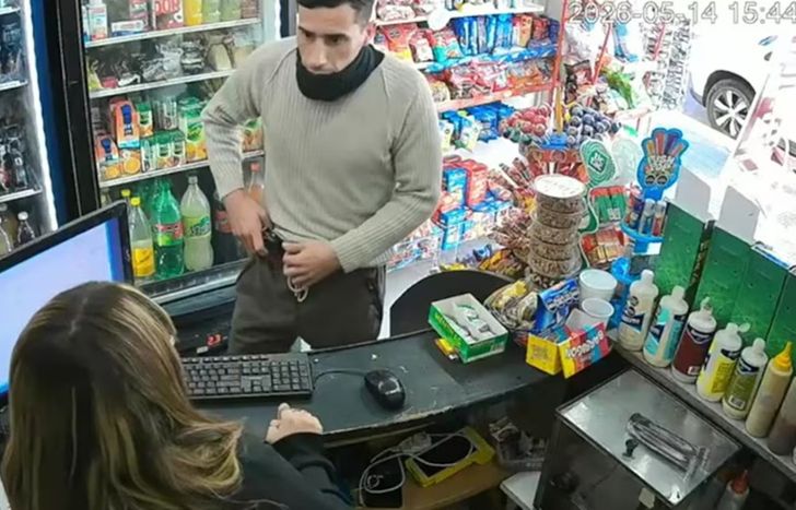 El robo quedó filmado.