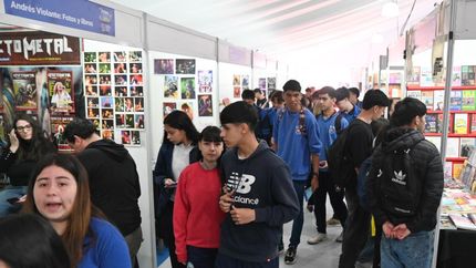 Empresas, pymes, instituciones, editoriales y artistas participan de la muestra. Empresas, pymes, instituciones, editoriales y artistas participan de la muestra.