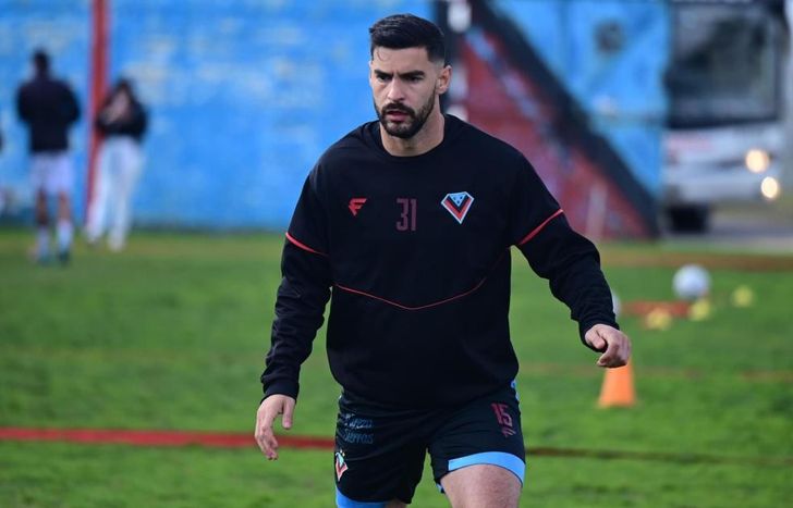 Liporace volvió a Brown y quiere ganarse un lugar en el equipo.