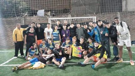 el circulo social y deportivo america pisa fuerte en centenario