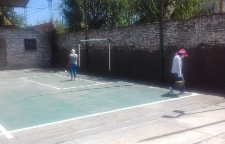 El club tendrá nuevo piso en la cancha y mejoras en vestuarios.