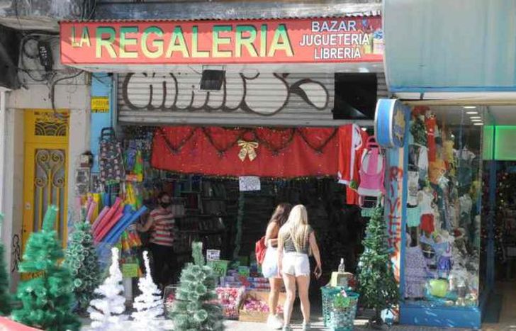 Por la Navidad, hubo mucho movimiento en los centros comerciales.