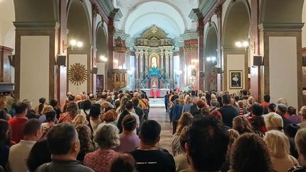 Cientos de vecinos participan cada año de las propuestas por Semana Santa en Lomas. Cientos de vecinos participan cada año de las propuestas por Semana Santa en Lomas.