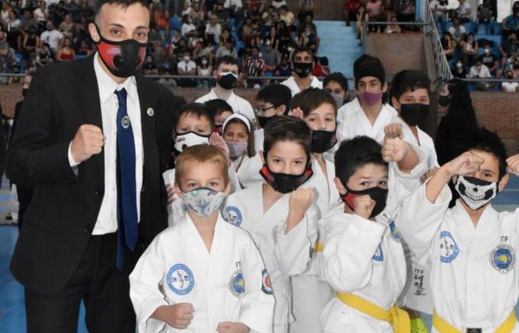 Los chicos lomenses sacaron 25 medallas de oro.