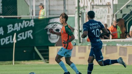 Pais y Barros Schelotto, protagonistas del primer tiempo.&nbsp; 