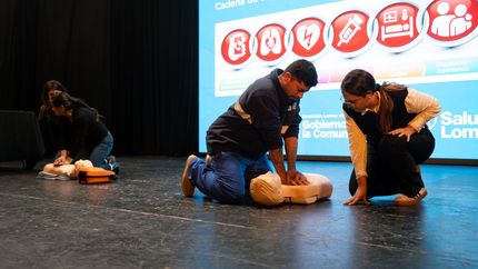 En Lomas siguen fortaleciendo los conocimientos en primeros auxilios. En Lomas siguen fortaleciendo los conocimientos en primeros auxilios.