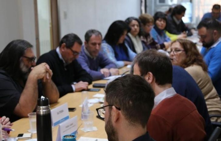 Los docentes aceptaron la propuesta salarial del gobierno bonaerense de Axel Kicillof.