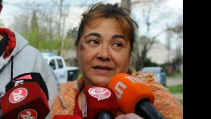 Está acusada de falso testimonio.