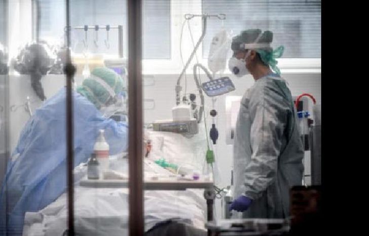 Fallecieron cinco hombres y tres mujeres.