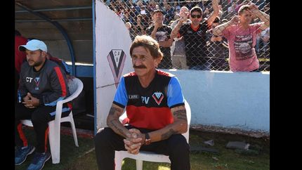 Como en su casa: Vico renovó contrato con el Tricolor.