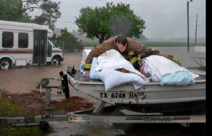 Lo que dejó el huracán Florence. La imagen, en Lumberton, Carolina del Norte