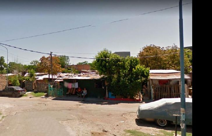 Los policías los ubicaron en las calles Millán y Yatay de Villa Ilaza